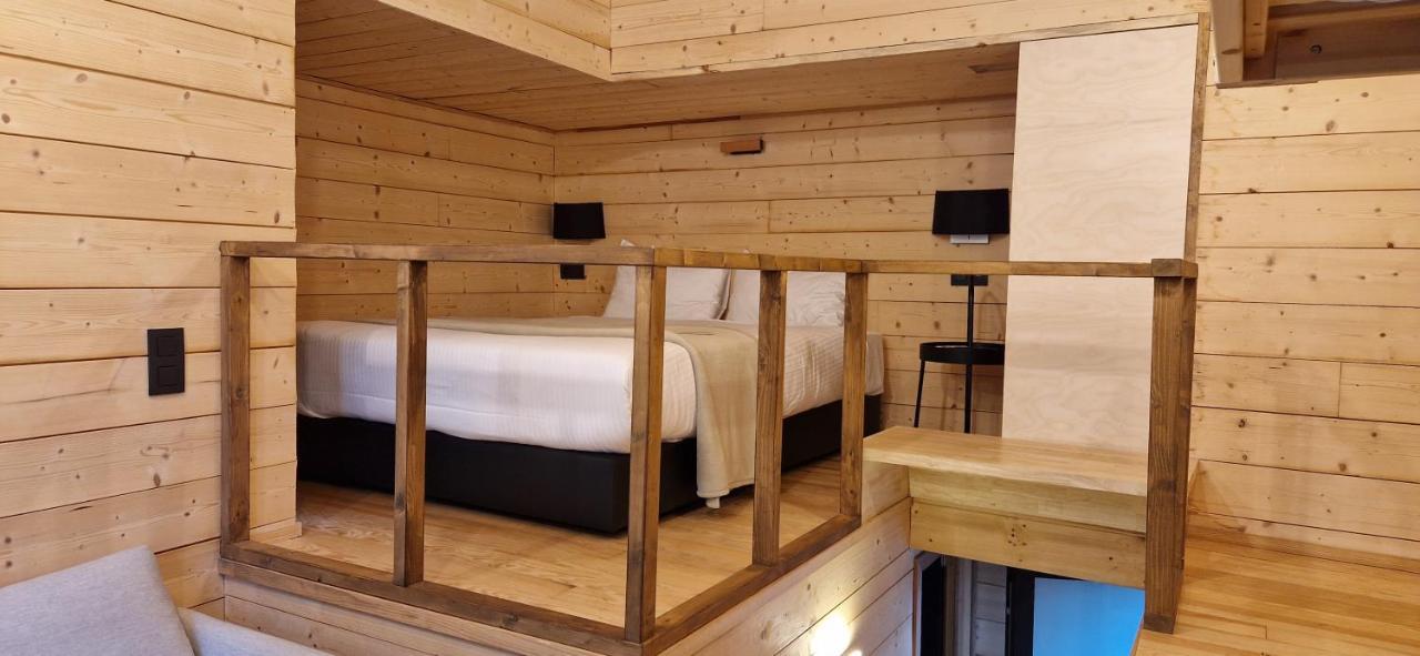 Utopia Village - Art & Nature Lodges Mons Esterno foto