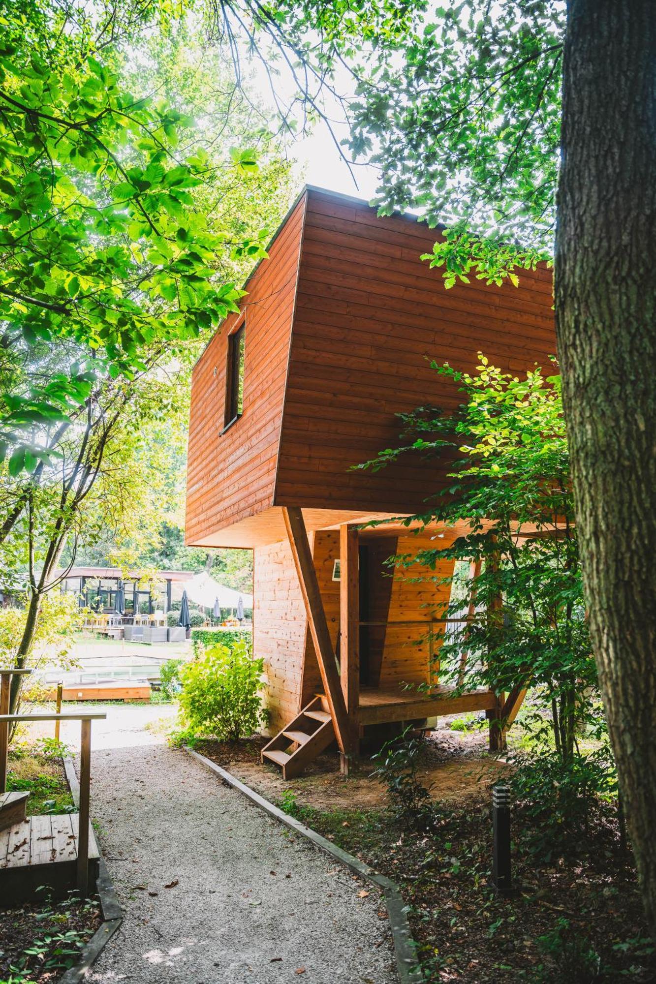 Utopia Village - Art & Nature Lodges Mons Esterno foto
